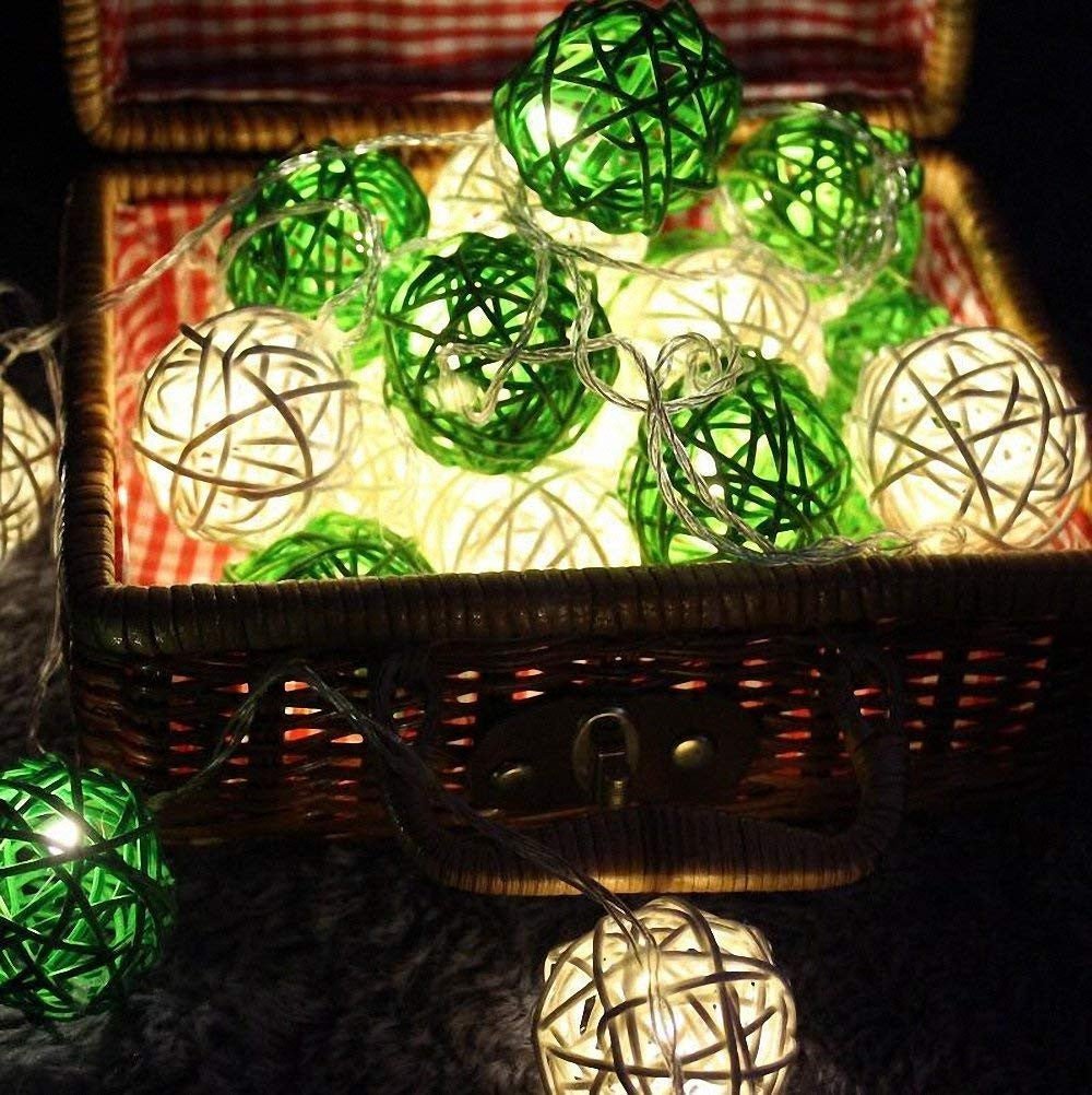 1 Set of Green n White 5cm Rattan Cane 20 Ball Battery Powered 3m String Lights Christmas Gift Home Wedding Party Bedroom Decoration Table Centrepiece - casaculinary