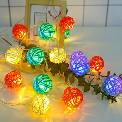 1 Set of Multi Coloured 5cm Rattan Cane 50 Ball Battery Powered LONG 5m String Lights Christmas Gift Home Wedding Party Bedroom Decoration Table Centrepiece - casaculinary