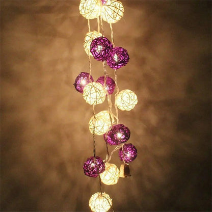 1 Set of Purple n White 5cm Rattan Cane 50 Ball Battery Powered LONG 5m String Lights Christmas Gift Home Wedding Party Bedroom Decoration Table Centrepiece - casaculinary