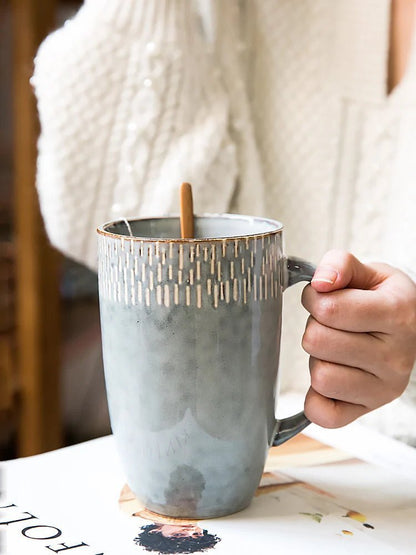 Retro Ceramic Mug with Coffee Spoon: Creative Office Tea Drinkware 